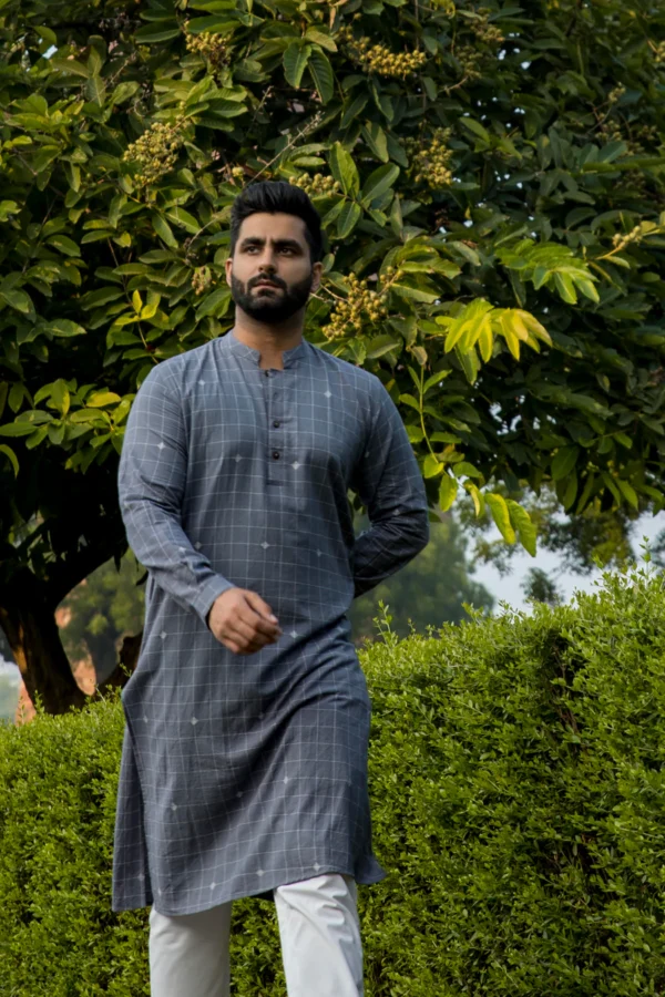 Dutha : Jamdani English Blue Knee-Length Kurta - Image 3
