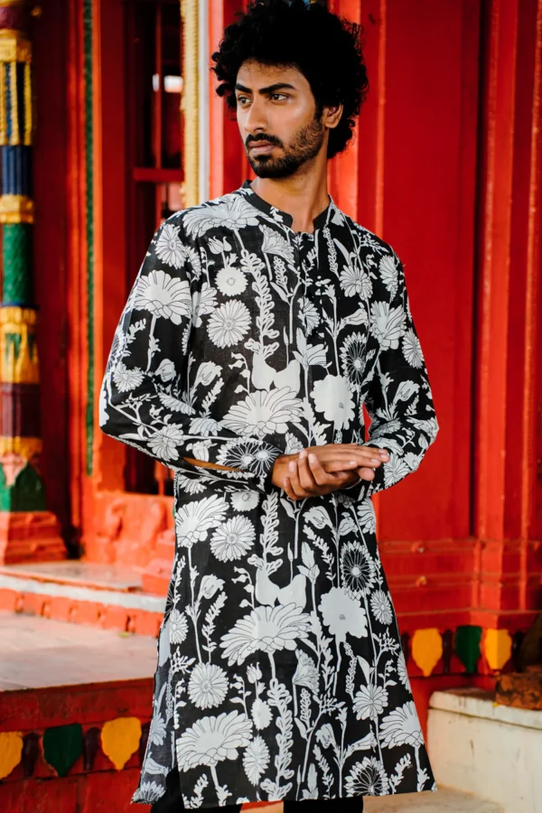 Gulmohar : Screen Print Black & White Knee-Length Kurta Set