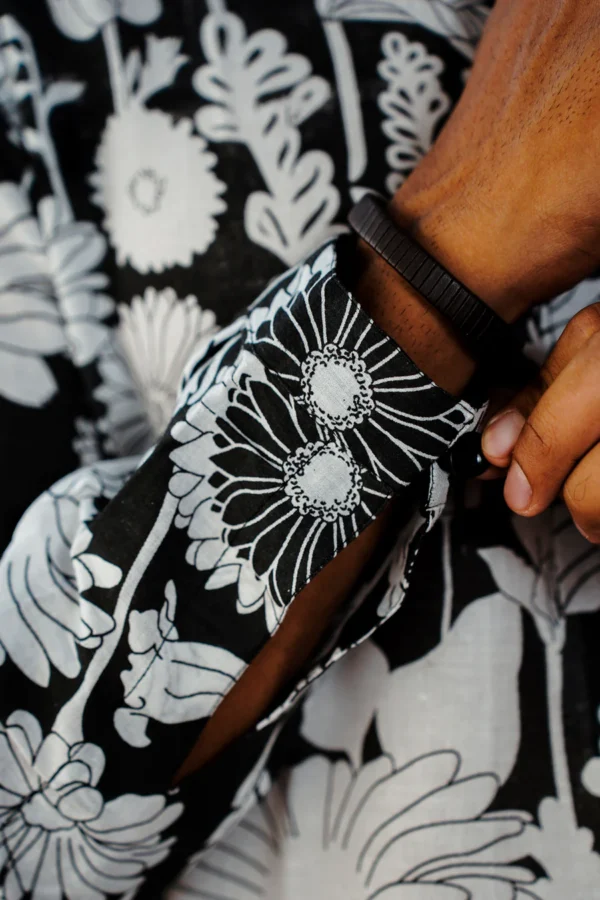 Gulmohar : Screen Print Black & White Knee-Length Kurta Set - Image 2