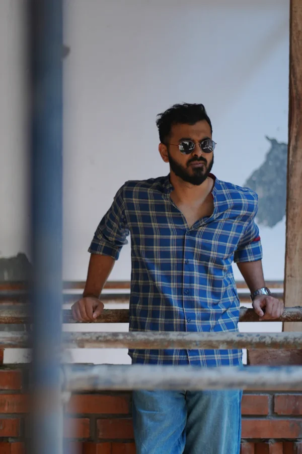 Halo : Handwoven Cotton Blue Checks Full-sleeve Shirt - Image 2