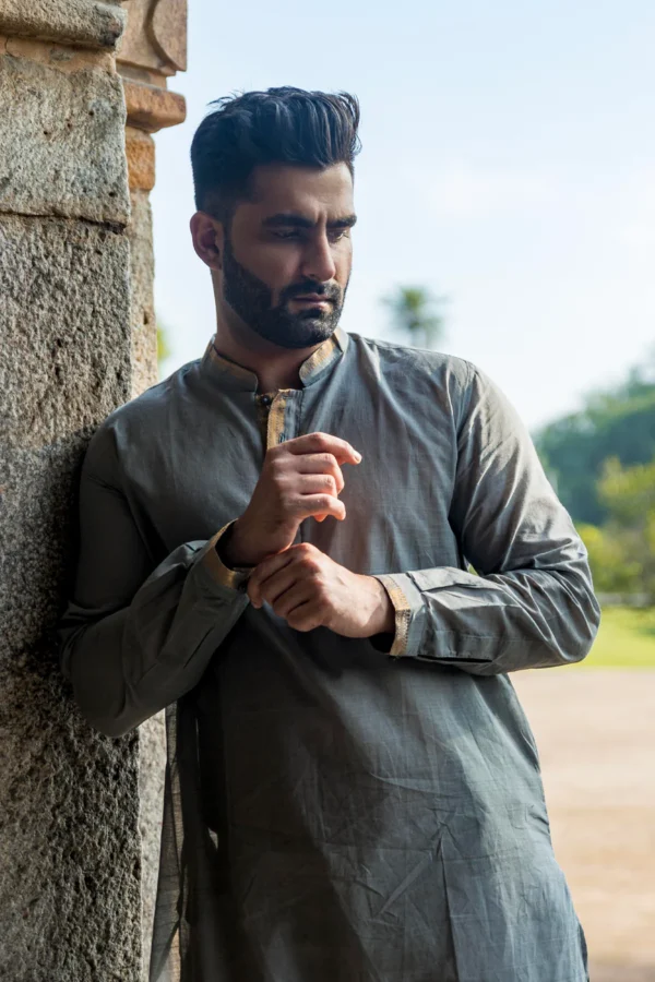 MEGHAM : Mangalgiri Cloudy Grey Knee-Length Kurta - Image 3