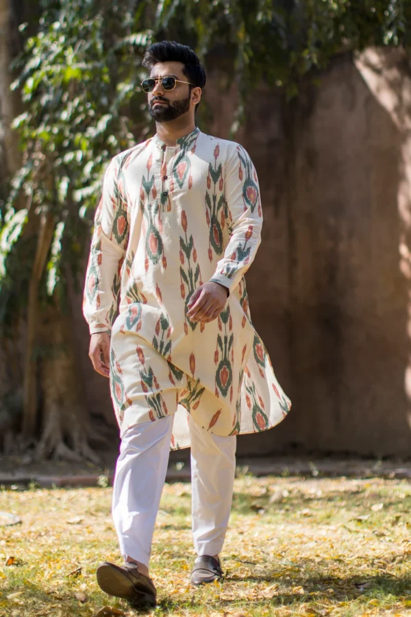 RAAG : Ikat Cream Knee-Length Kurta