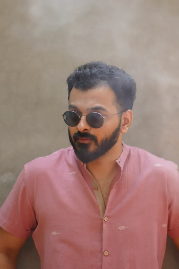 Sattva : Jamdani Pink Half-sleeve Shirt